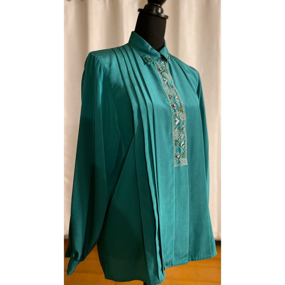 Amilian Gem Embellished Pleated Blouse